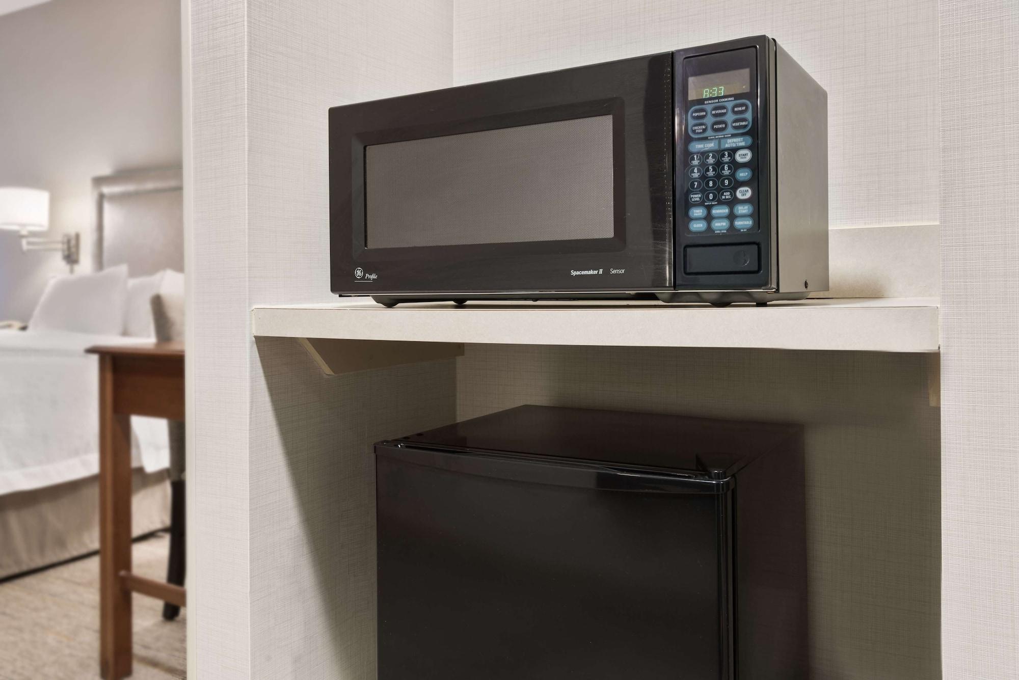 Hampton Inn Boston Bedford Burlington Биллерика Экстерьер фото
