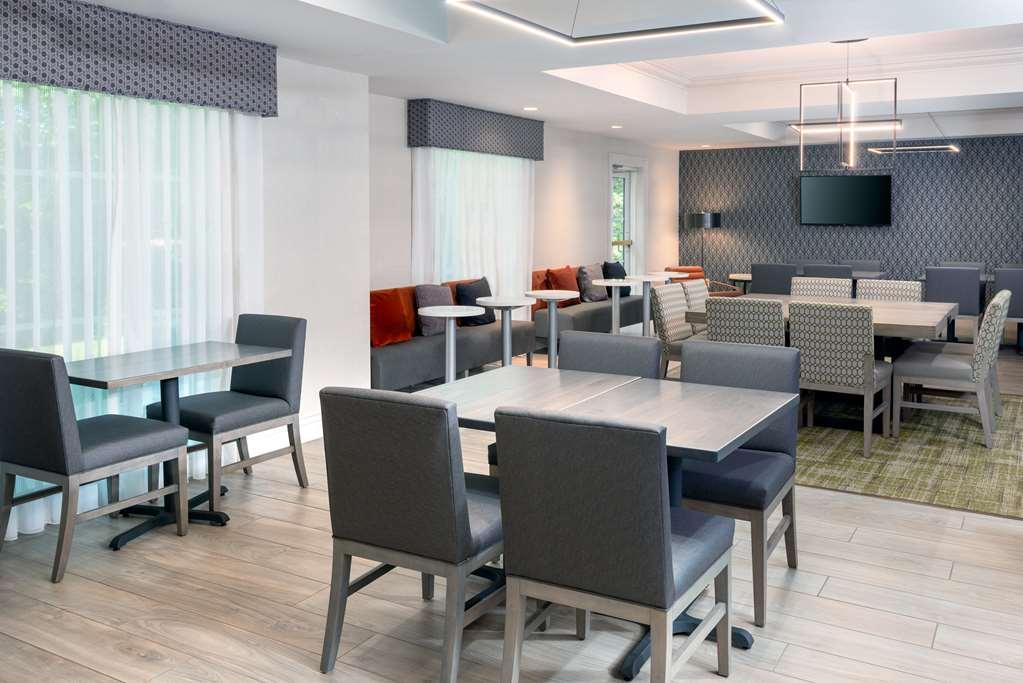 Hampton Inn Boston Bedford Burlington Биллерика Ресторан фото