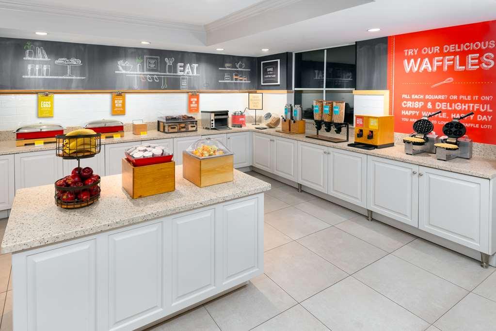 Hampton Inn Boston Bedford Burlington Биллерика Ресторан фото