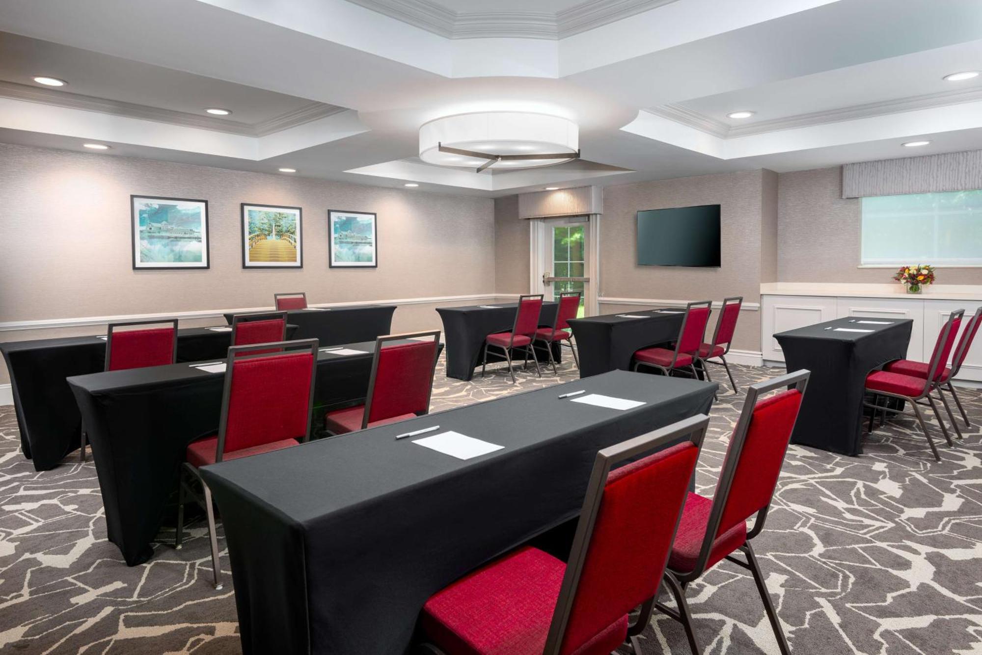 Hampton Inn Boston Bedford Burlington Биллерика Экстерьер фото