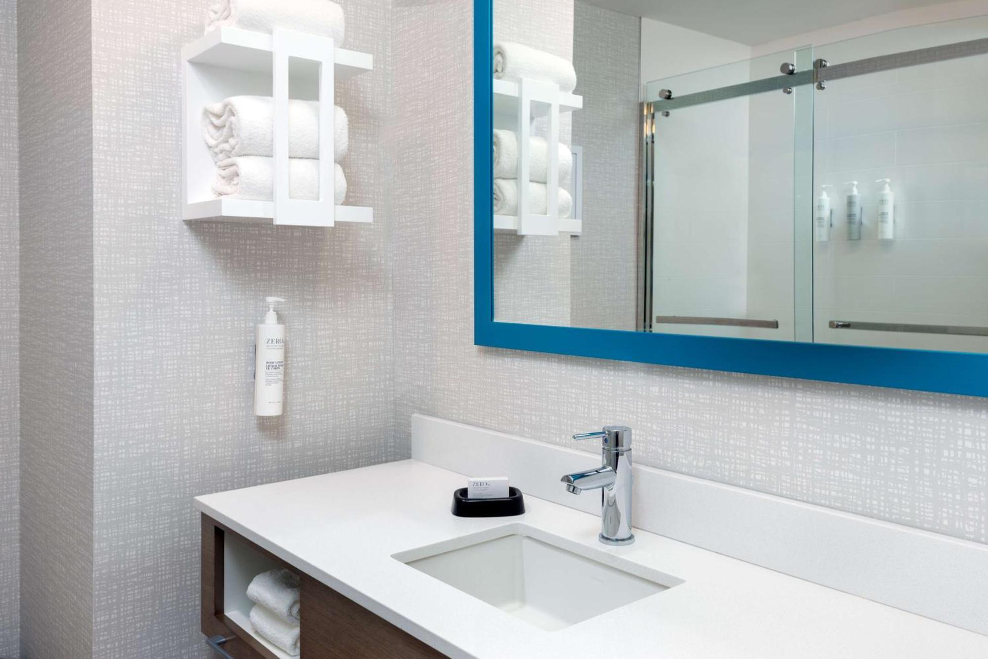 Hampton Inn Boston Bedford Burlington Биллерика Экстерьер фото