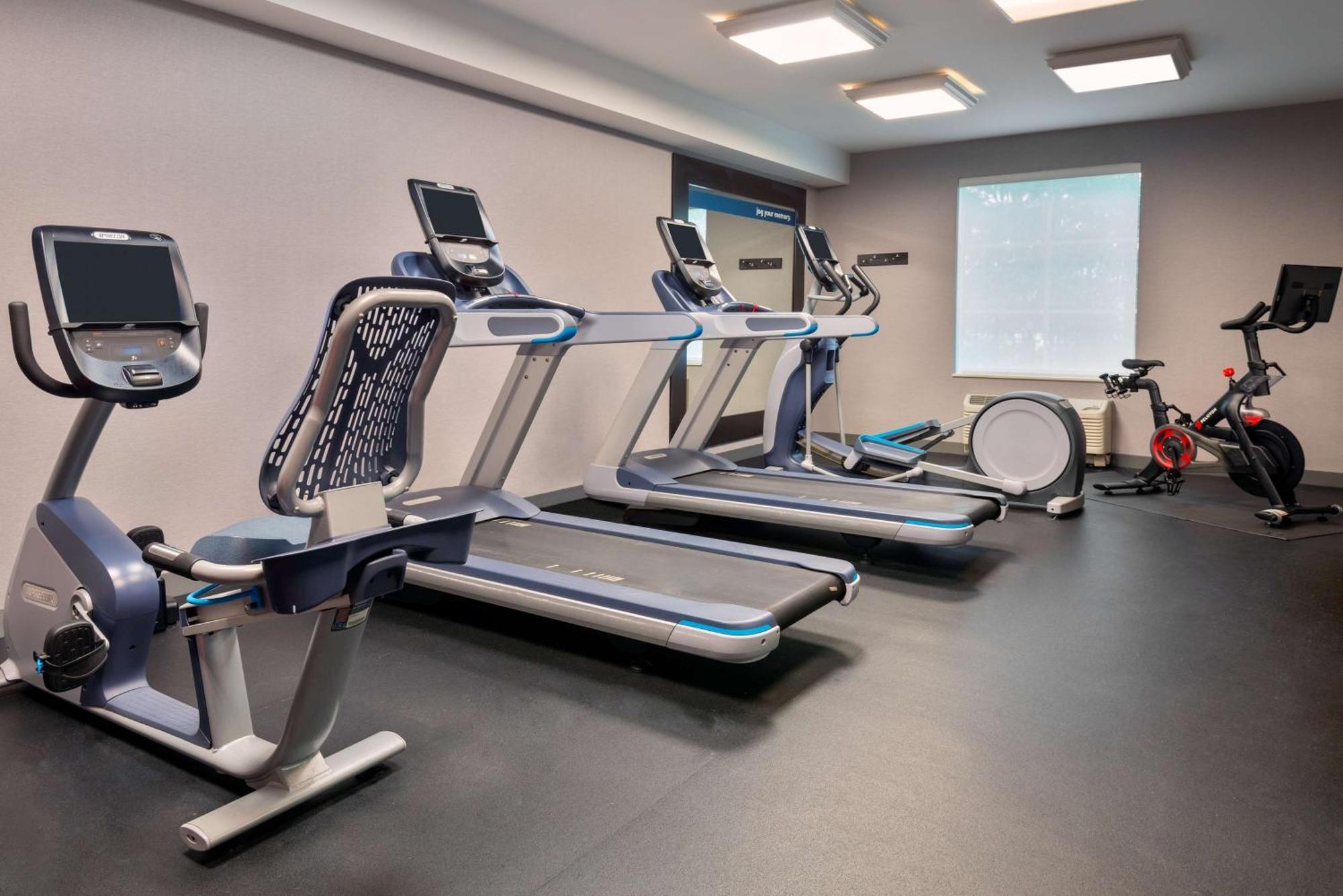 Hampton Inn Boston Bedford Burlington Биллерика Экстерьер фото