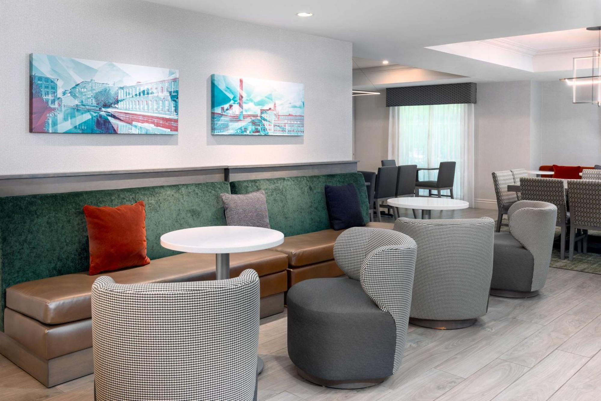 Hampton Inn Boston Bedford Burlington Биллерика Экстерьер фото