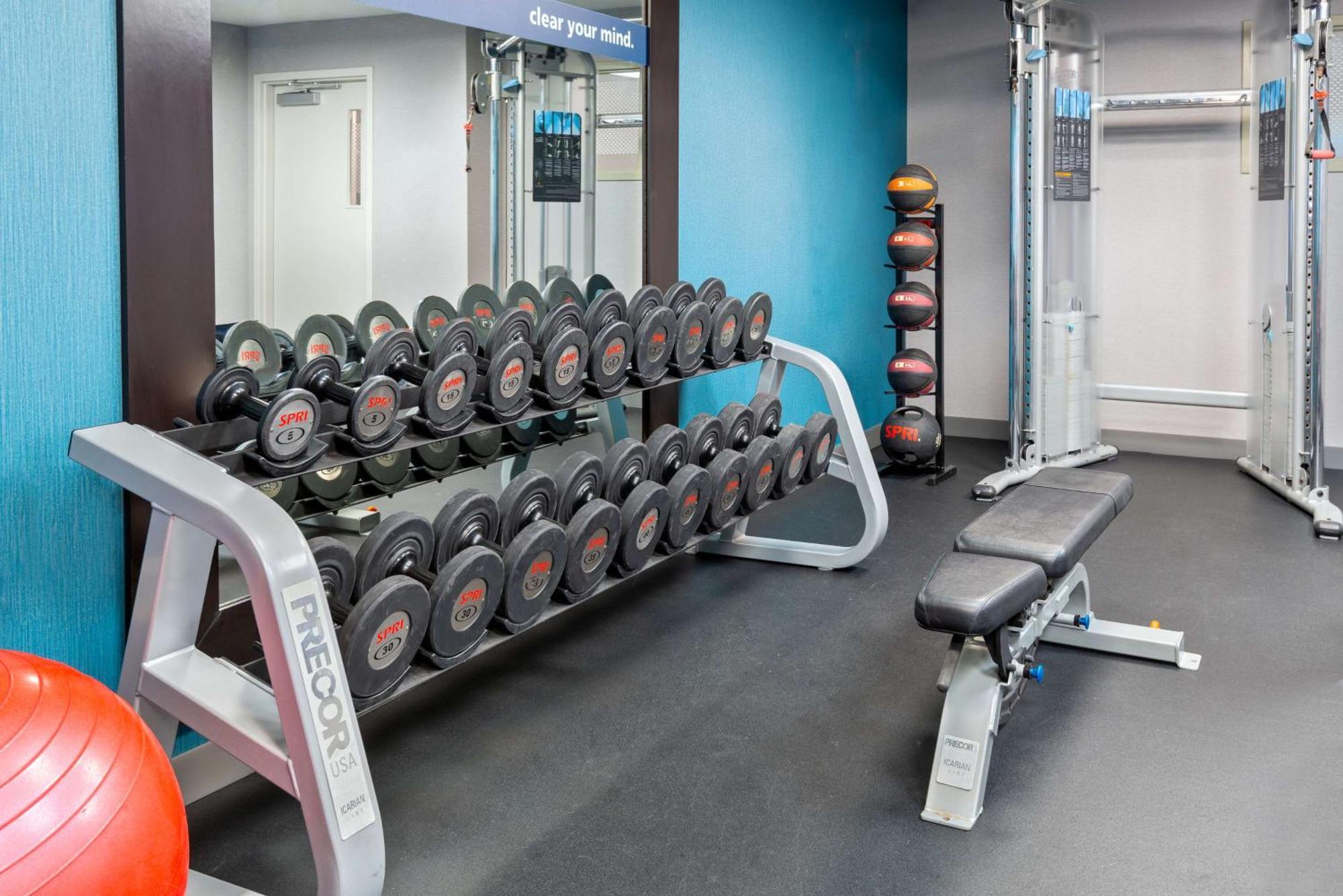 Hampton Inn Boston Bedford Burlington Биллерика Экстерьер фото